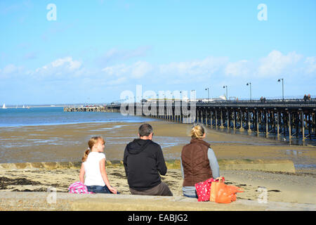 Ryde Pier, ESPLANADE, Ryde, Isle of Wight, England, Regno Unito Foto Stock