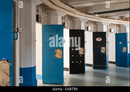 All'interno dell'HMP Lancaster Castle, Lancashire, Regno Unito. Celle della prigione nella vecchia ala "Felon femminile" Foto Stock