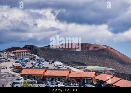 Monte Silvestri inferiore sul lato meridionale del monte Etna, Sicilia, Italia, Europa Foto Stock