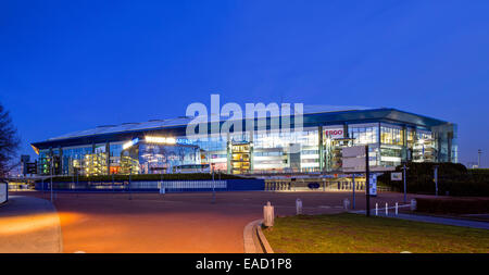 Veltins-Arena, AufSchalke Arena, lo stadio di calcio e sala polivalente, Gelsenkirchen, distretto della Ruhr, Renania settentrionale-Vestfalia Foto Stock