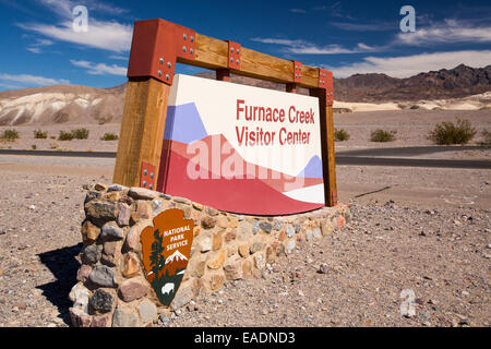 Il Forno Creek Visitor Center nella Valle della Morte. Valle della Morte è la più bassa, caldi, arido posto negli USA, con una media Foto Stock