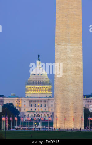 Il Monumento a Washington e il Campidoglio di Washington DC. Foto Stock