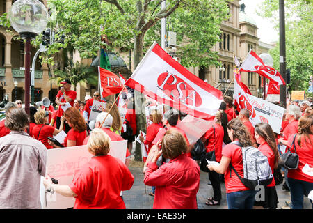 Sydney, Australia. Xiii Nov, 2014. Il servizio pubblico di associazione nel Nuovo Galles del Sud è preoccupato per la perdita di posti di lavoro e per la vendita dei beni dello stato su proposte di privatizzare lo stato di disabilità servizi entro il 2018. Credito: martin berry/Alamy Live News Foto Stock