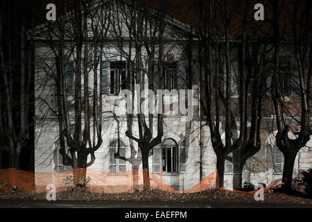 Mombello abbandonato ospedale psichiatrico edificio Foto Stock