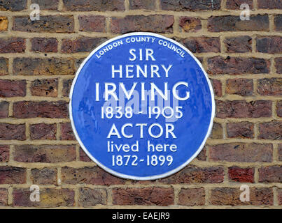 Londra, Inghilterra, Regno Unito. Una lapide commemorativa: Henry Irving, attore a 15a Grafton Street Foto Stock