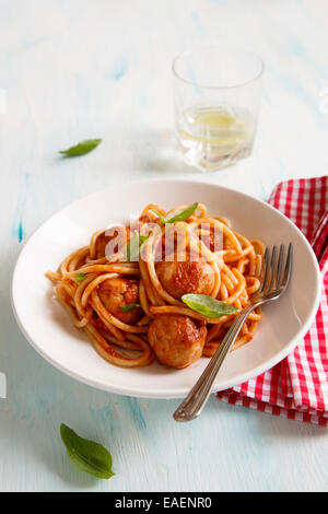 Spaghetti con le polpette di carne Foto Stock