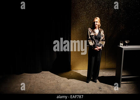 Berlino, Germania. Xiii Nov, 2014. Jewery francese designer Catherine Plouchard assiste l'evento di rilascio per la sua nuova creazione di anelli a Berlino, Germania, il 9 novembre 13, 2014. © Zhang ventola/Xinhua/Alamy Live News Foto Stock