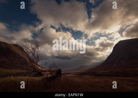 Glen Coe mountain range in Scozia Foto Stock