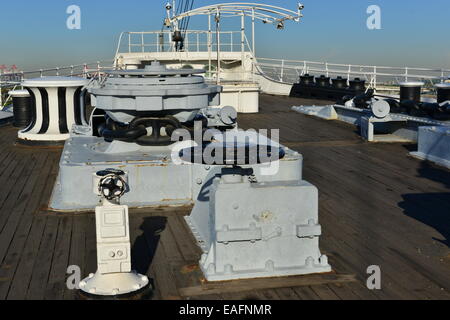 La Queen Mary presso la sua nascita a Los Angeles Harbour Foto Stock