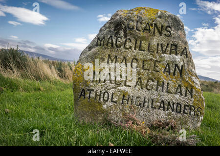 Il Clan tombe a Culloden Moor. Foto Stock