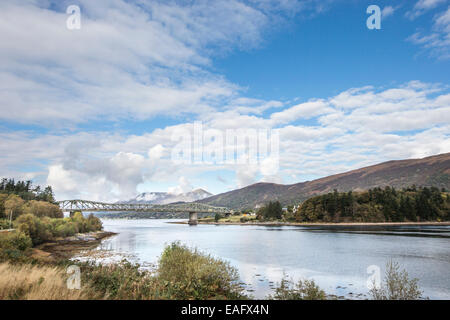 Ballachulish bridge & Loch Leven nelle Highlands della Scozia. Foto Stock