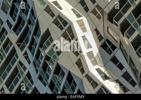 Close-up del lussuoso appartamento edificio Calypso, situato in vista della nuova stazione centrale di Rotterdam South Holland. Foto Stock