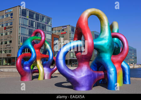 Spectral Self contenitore scultura di Math Kallioinen, Porto Interno, Malmo, Svezia Foto Stock