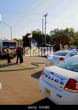 Sarasota, Florida, Stati Uniti. 15th novembre 2014. Incidente sul 41 sud. La polizia consiglia di non subire lesioni gravi Foto Stock