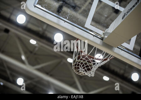 Arena Esforta Hachioji, Tokyo, Giappone. Xv Nov, 2014. Vista generale, 15 novembre 2014 - Basket : National Basketball League 'NBL' 2014-2015 match tra Hitachi Sunrockers Tokyo 73-57 Levanga Hokkaido a Esforta Arena Hachioji, Tokyo, Giappone. © AFLO SPORT/Alamy Live News Foto Stock