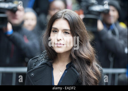 London, Londra, Regno Unito. Xv Nov, 2014. Gli artisti arrivano a Sarm Studios a Notting Hill, Londra ovest, per registrare gli aiuti di banda. © ZUMA Press, Inc./Alamy Live News Foto Stock