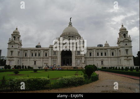 Ingresso principale al Victoria Memorial Hall di Kolkata, India Foto Stock