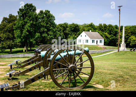 Cannoni & Dunker Chiesa, Antietam National Battlefield Sharpsburg, MD Foto Stock