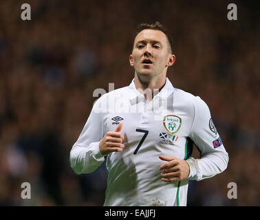 Glasgow, Regno Unito. Xiv Nov, 2014. Aiden McGready di Irlanda - UEFA EURO 2016 Qualifier - Scozia vs Repubblica di Irlanda - Celtic Park Stadium - Glasgow - Scozia - XIV Novembre 2014 - Picture Simon Bellis/Sportimage © csm/Alamy Live News Foto Stock