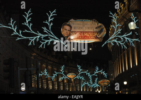 Londra, UK, 16 novembre 2014, prendere che accendere il 2014 Regent street le luci di Natale dopo le esibizioni di unione J, Jessie Ware, il Jersey Boy & Jack Pack Credito: JOHNNY ARMSTEAD/Alamy Live News Foto Stock