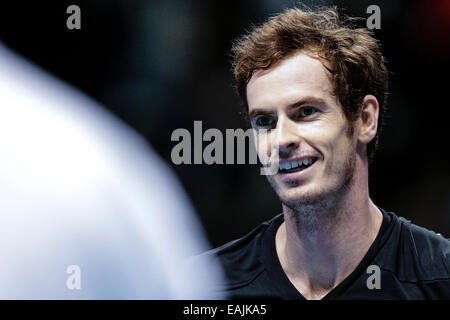 Londra, Regno Unito. Xvi Nov, 2014. ATP World Tour Finals. Novak Djokovic contro Andy Murray, exhibition match. Andy Murray Credito: Azione Sport Plus/Alamy Live News Foto Stock