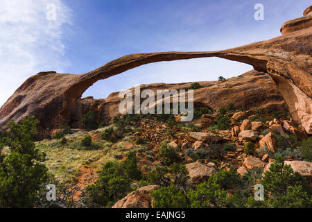Landscape Arch. Parco Nazionale di Arches, Moab, Utah, Stati Uniti d'America. Foto Stock