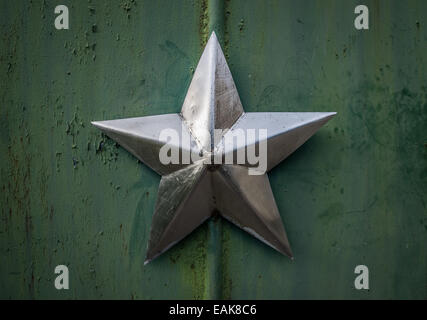 Cancello per Chernobyl-2 base militare accanto a Duga-3 sovietica sistema radar di Chernobyl Zona di esclusione, Ucraina Foto Stock