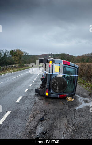 Rovesciato Landrover Discovery 4x4. Foto Stock