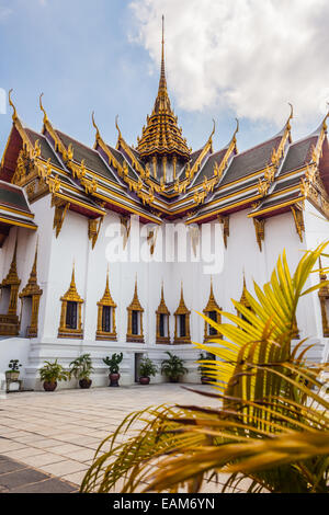 Phra Thinang Dusit Maha Prasat nel Palazzo Reale di Bangkok, Thailandia Foto Stock