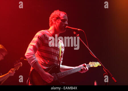 Manchester, Regno Unito. 17 Novembre, 2014. American band alternative rock Deer Tick eseguire live a Manchester O2 Apollo di supporto del Gaslight Anthem Credito: Simon Newbury/Alamy Live News Foto Stock