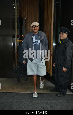 New York Candids dotate: Omar Miller dove: Manhattan, New York, Stati Uniti quando: 15 Maggio 2014 Foto Stock