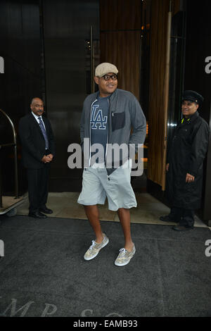 New York Candids dotate: Omar Miller dove: Manhattan, New York, Stati Uniti quando: 15 Maggio 2014 Foto Stock