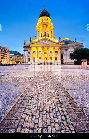 Storica piazza Gendarmenmarkt a Berlino, Germania. Foto Stock