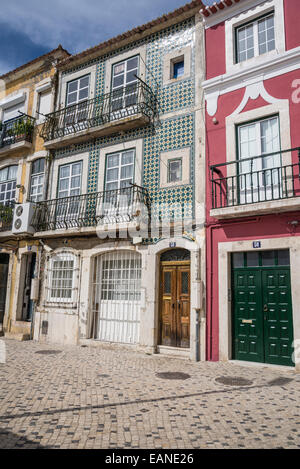 Case pittoresche, quartiere Belem, Lisbona, Portogallo Foto Stock