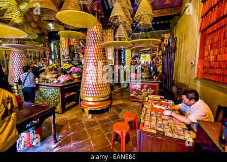 Interno del il Tempio A-Ma a Macao, Cina. Foto Stock