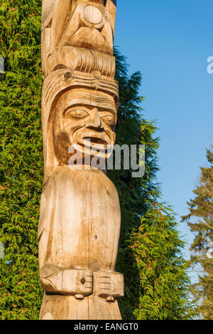 Rose Cole Yelton Memorial totem pole, Stanley Park, Vancouver, British Columbia, Canada, Foto Stock