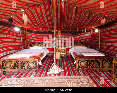 Beduino di stile "tenda" in il Wahiba dune di sabbia di Oman Foto Stock