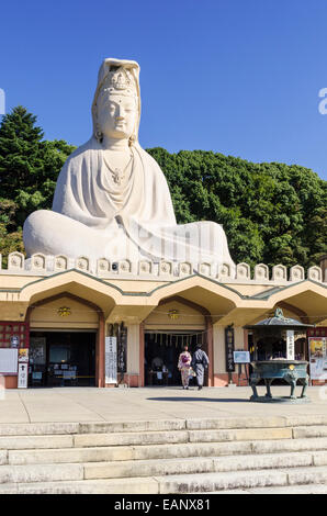 Ryozen Kannon, un monumento al Milite Ignoto di WW2, Kyoto, Kansai, Giappone Foto Stock