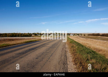 L'autostrada 34 vicino bengough Saskatchewan Canada Foto Stock