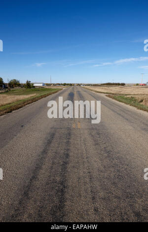 L'autostrada 34 vicino bengough Saskatchewan Canada Foto Stock