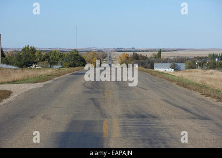 L'autostrada 34 vicino bengough Saskatchewan Canada Foto Stock