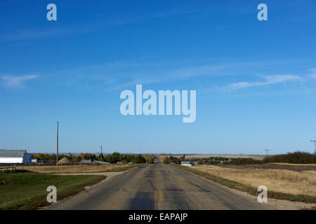 L'autostrada 34 vicino bengough Saskatchewan Canada Foto Stock