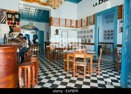 TRINIDAD, CUBA - 8 Maggio 2014: una nuova versione di La Bodeguita del medio, Cuba più famoso ristorante bar nella città di Trinidad Foto Stock