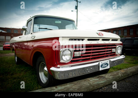 Ford F100 classico Unibody Pickup. Nashville, Tennessee Foto Stock