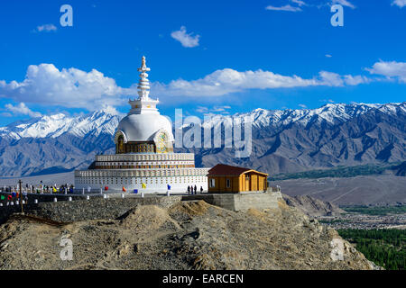 Shanti Stupa, Leh, Ladakh, Jammu e Kashmir, Indien, Ladakh, Jammu e Kashmir India Foto Stock