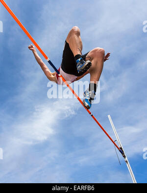 Atleta, 44 anni, alta jumping, Winterbach, Baden-Württemberg, Germania Foto Stock