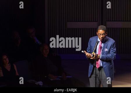 SFJAZZ 2014 di Gala in onore di Herbie Hancock il 2014 SFJAZZ di Gala del 16 maggio 2014 saranno dotati di prestazioni dal leggendario Herbie Hancock con la star-studded award-winning SFJAZZ collettivo, il premiato SFJAZZ High School All-Stars, e un AfterJ Foto Stock