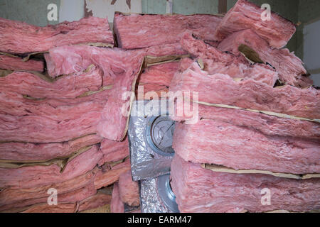 Pile di Housing Insulation, Philadelphia, USA Foto Stock