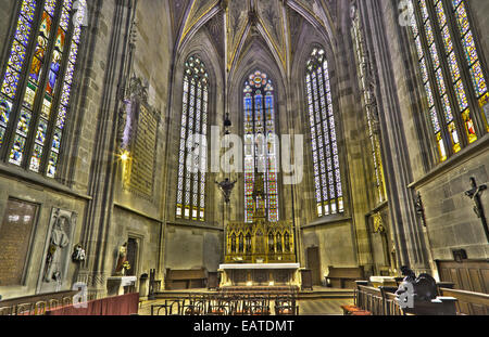 BRATISLAVA, Slovacchia - 11 febbraio 2014: il presbiterio di st. Martin cattedrale da 15. cento. Foto Stock