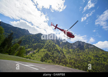 Elicottero è lo sbarco dopo la sessione di skydiving. Foto Stock